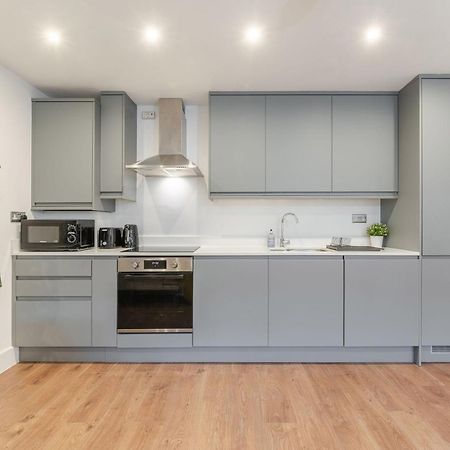 The Perfect Stay London, Home With 2 Bedrooms 1 Bath - Battersea, Vauxhall And Nine Elms Eksteriør bilde